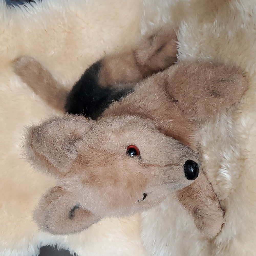 Vintage Gund German Shepherd - 1985 Collectorβs Classic